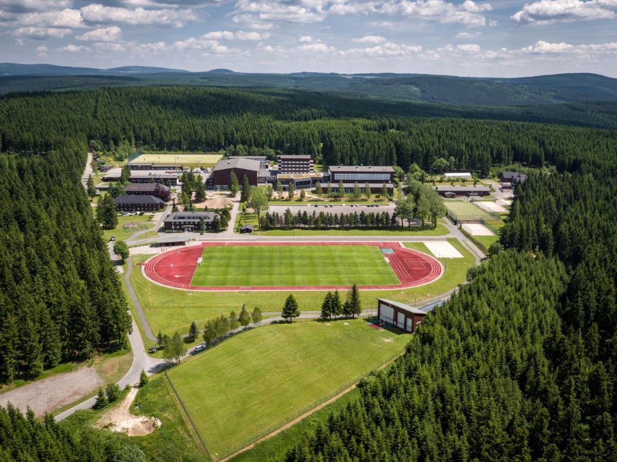 Sportpark Rabenberg Hotel Breitenbrunn  Ngoại thất bức ảnh