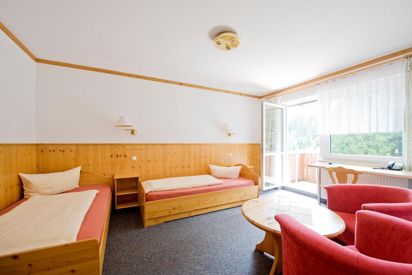 Sportpark Rabenberg Hotel Breitenbrunn  Ngoại thất bức ảnh